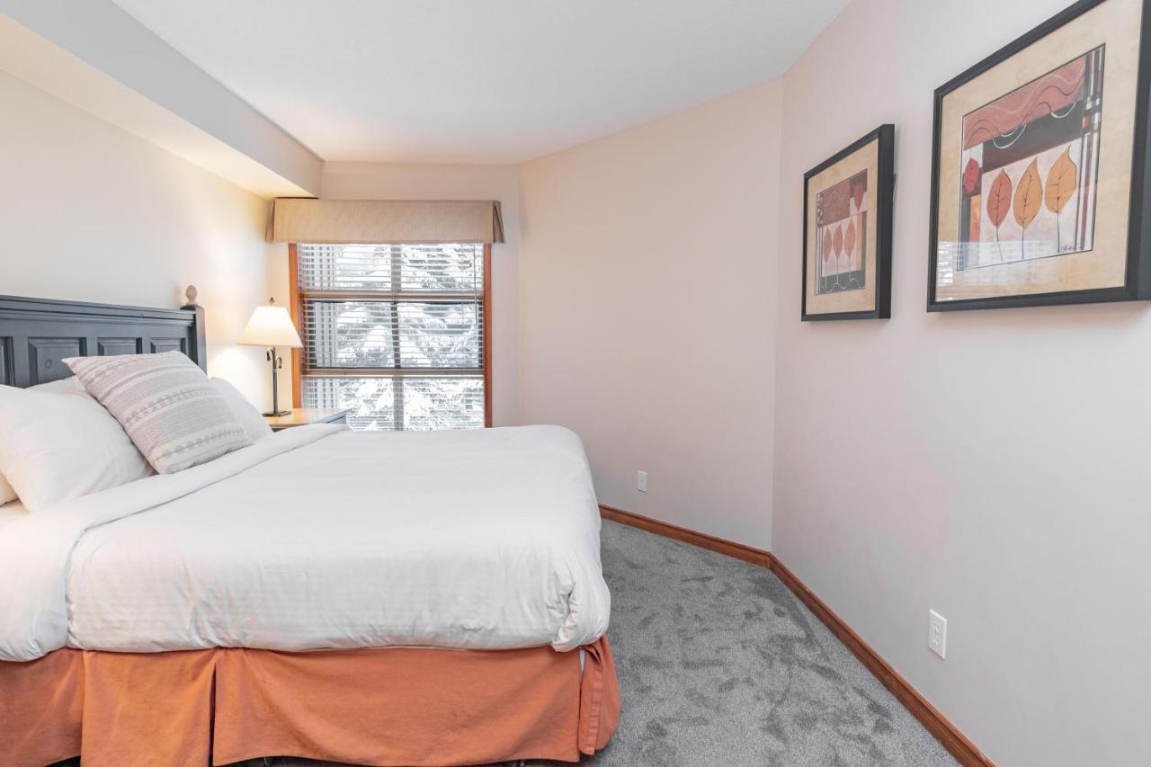 The Best Ski In Ski Out Two Bedroom Condo At Aspens Whistler Luaran gambar