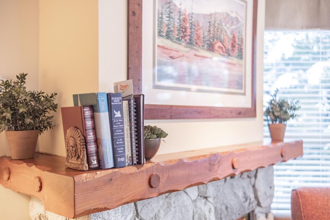 The Best Ski In Ski Out Two Bedroom Condo At Aspens Whistler Luaran gambar