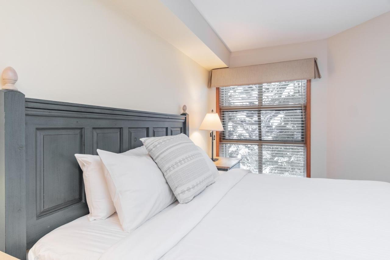 The Best Ski In Ski Out Two Bedroom Condo At Aspens Whistler Luaran gambar