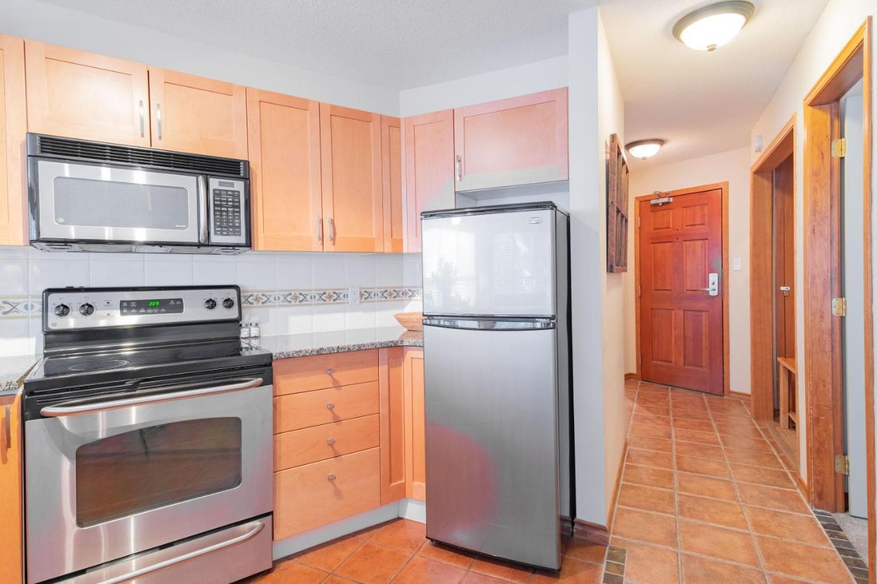 The Best Ski In Ski Out Two Bedroom Condo At Aspens Whistler Luaran gambar